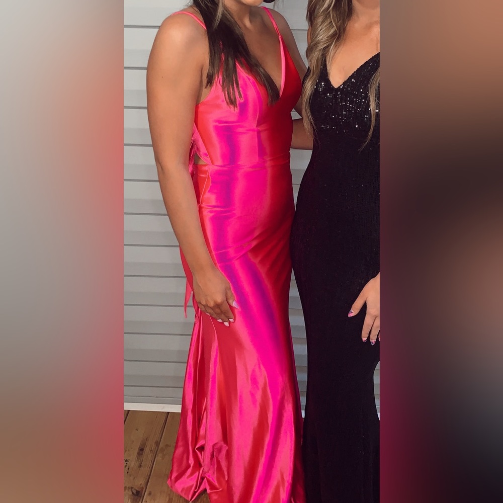 Bright pink formal dress - Picture 3 of 3